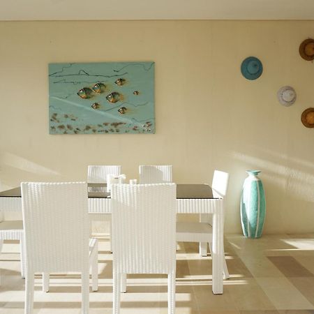 Villa Atas Pelangi Kuta  Exterior photo